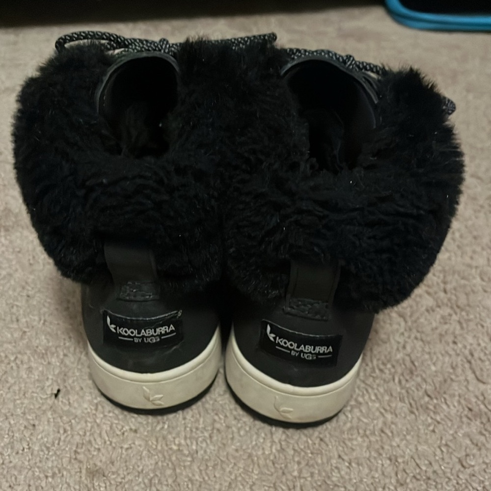 Women’s size 7 winter boots - great condition - Picture 4 of 6